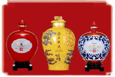 济宁市嘉祥烟酒回收五粮液各种摆件.jpg